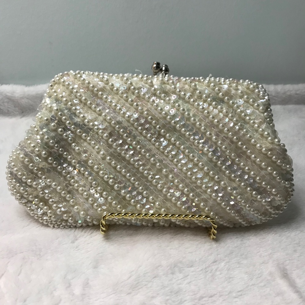 BonSoir Vintage Hand Made White Evening Clutch/Bag